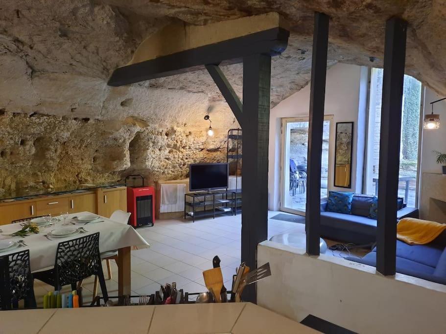Maison Troglodytique Doue La Fontaine 外观 照片